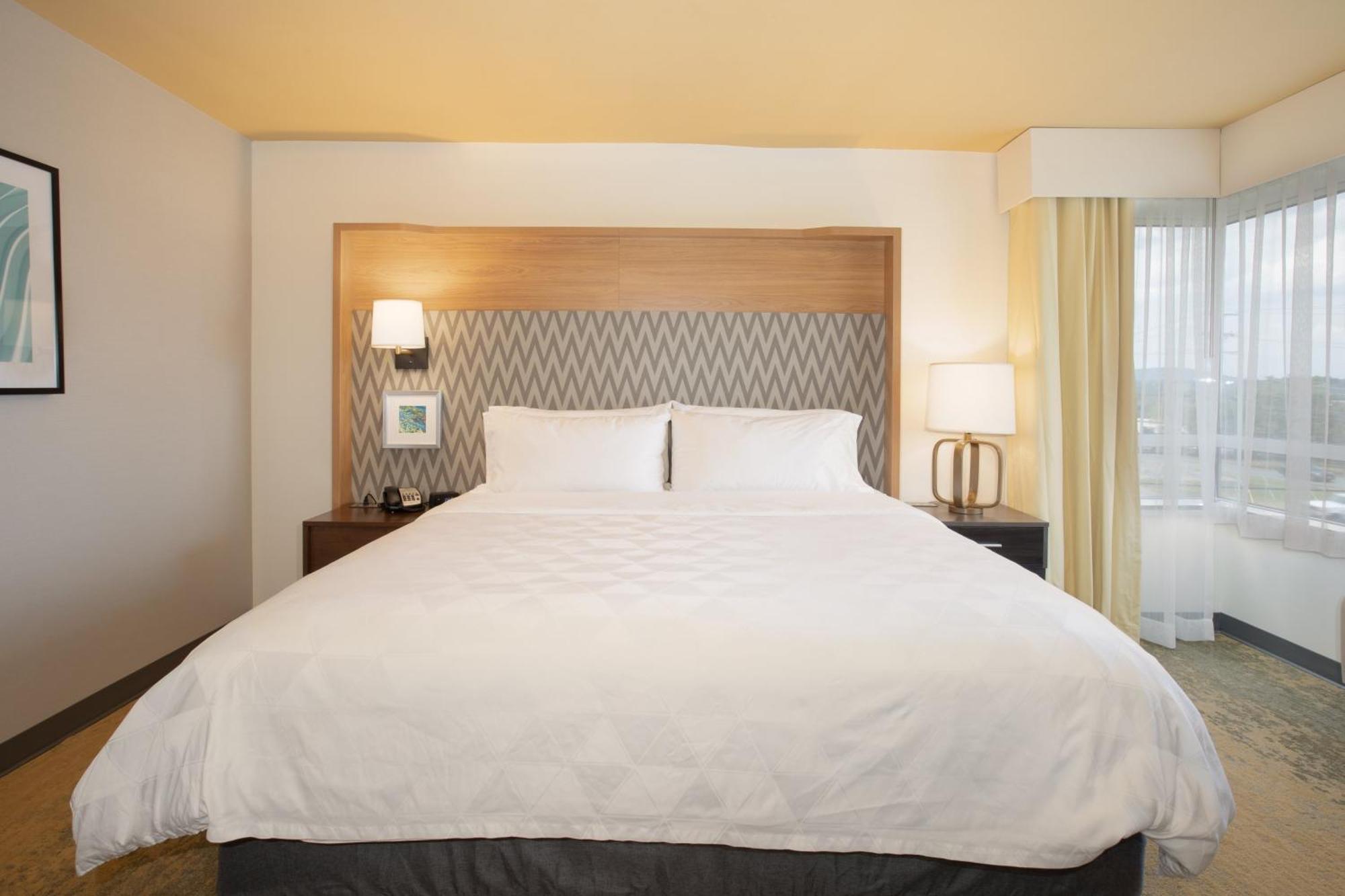 King Room - Mobility Access/Hearing Accessible